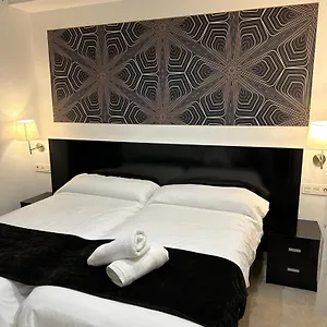  Apartment Nest Flats