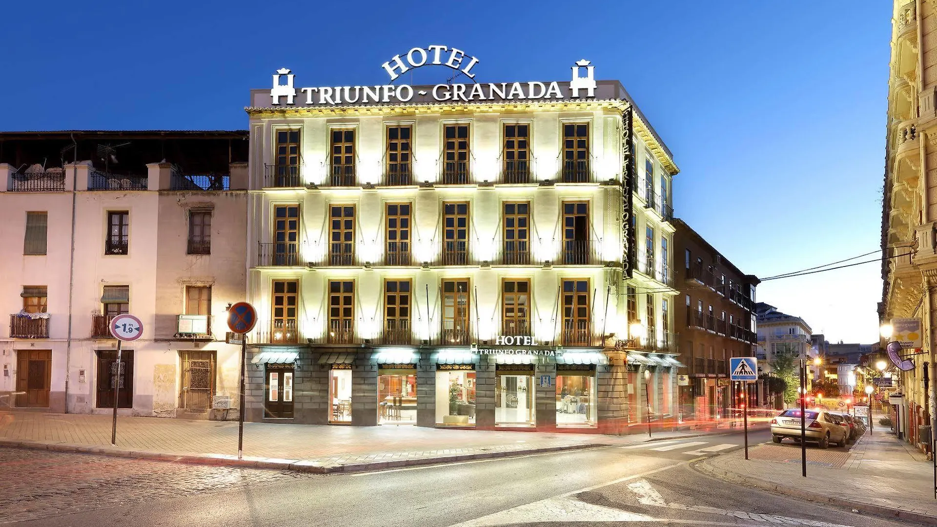 Exe Triunfo Granada Hotel